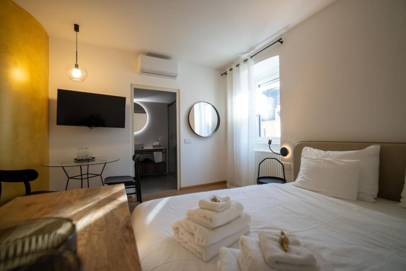 Diwine Bed & Breakfast